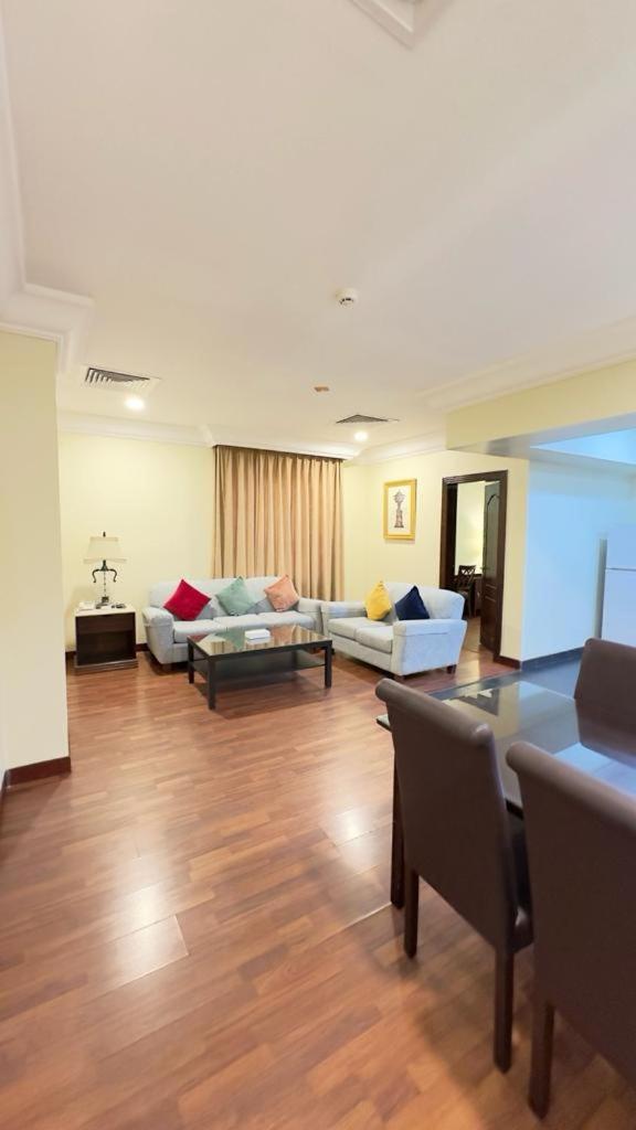 The Palace Suites Al-Khubar Exteriér fotografie