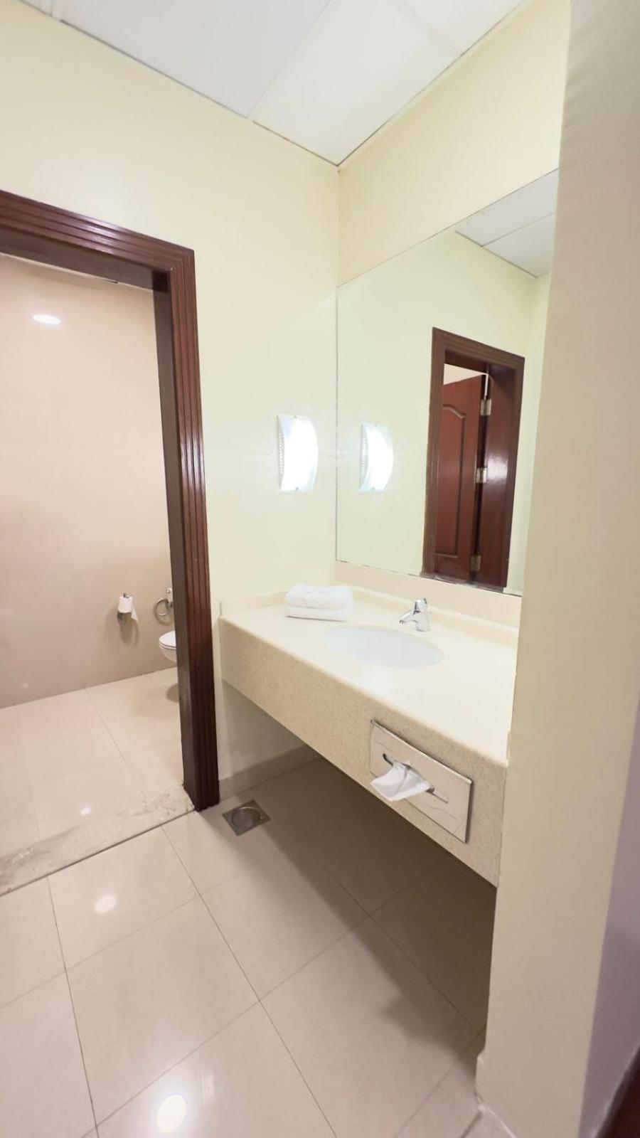 The Palace Suites Al-Khubar Exteriér fotografie